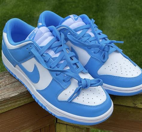 Nike Dunk Low .